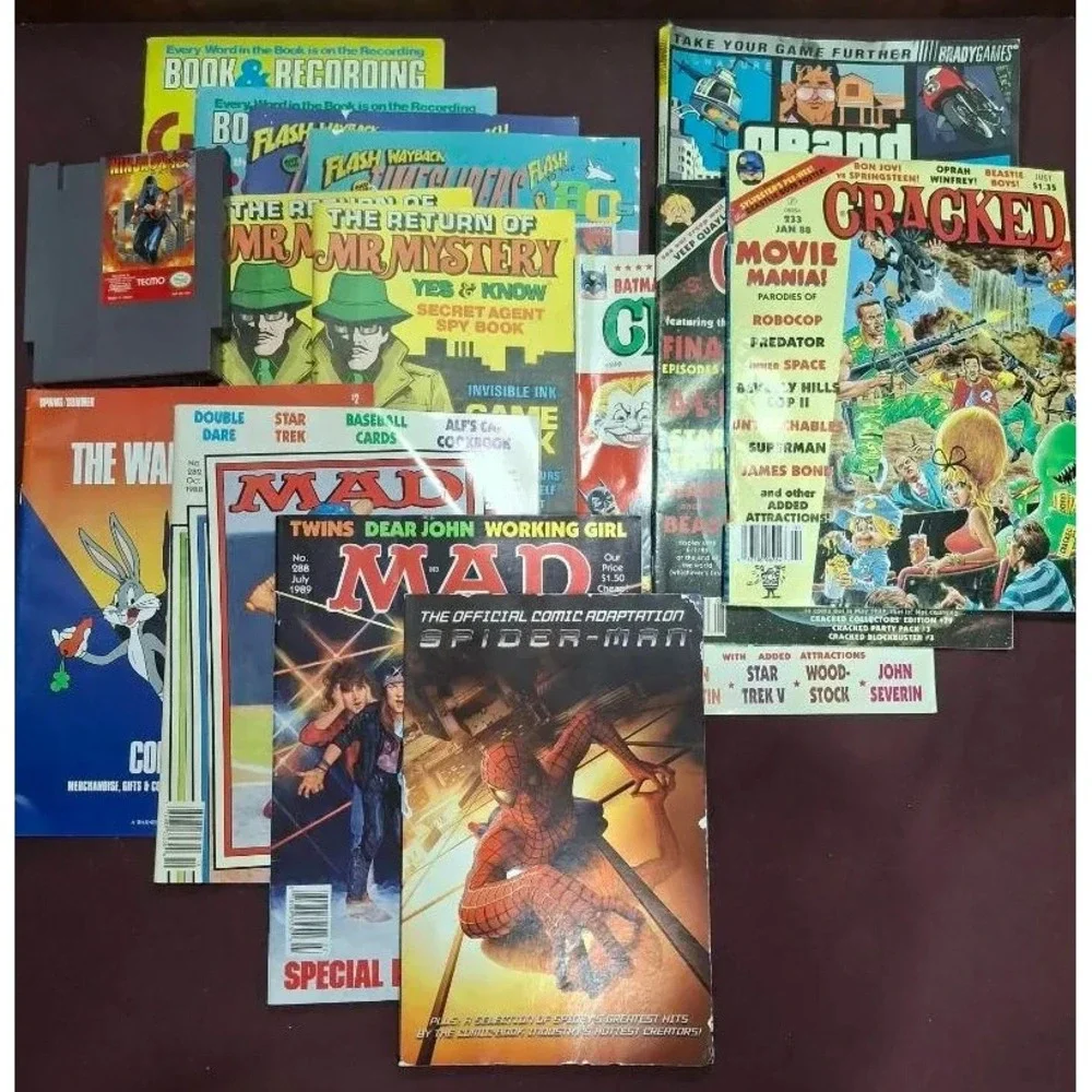 Lot of 15 Vintage Magazines/Comics/Game Guide & Game